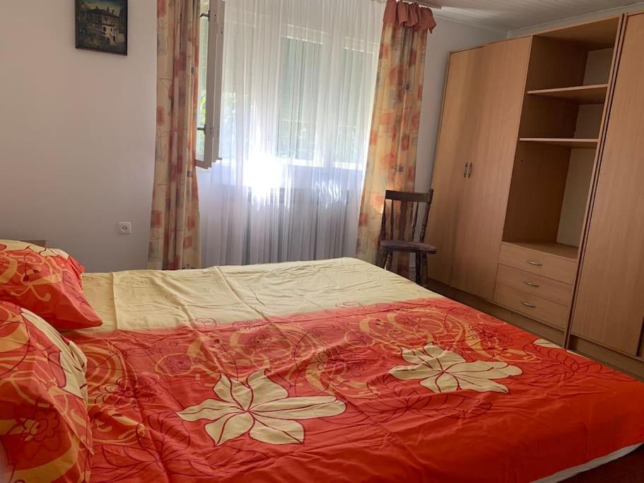 Cheerfull 2-Bedroom With Patio. Close To All Ameneties. Zagreb Buitenkant foto